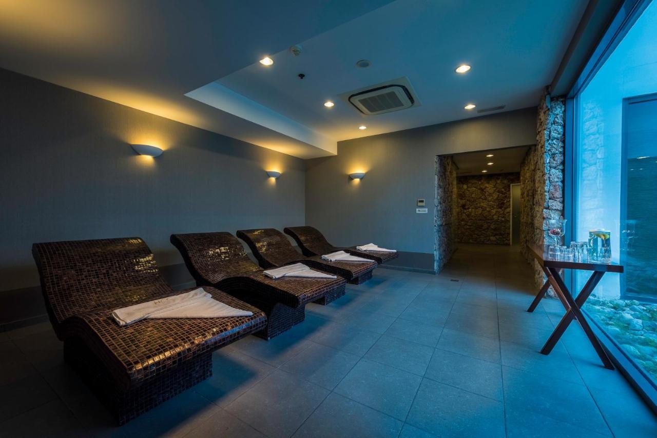 Diamond Deluxe Hotel - Adults Only Koszalin Eksteriør bilde